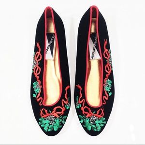 NWOT Vintage Christmas Embroidered Black Flats